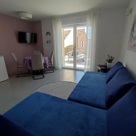 Eleven Apartment